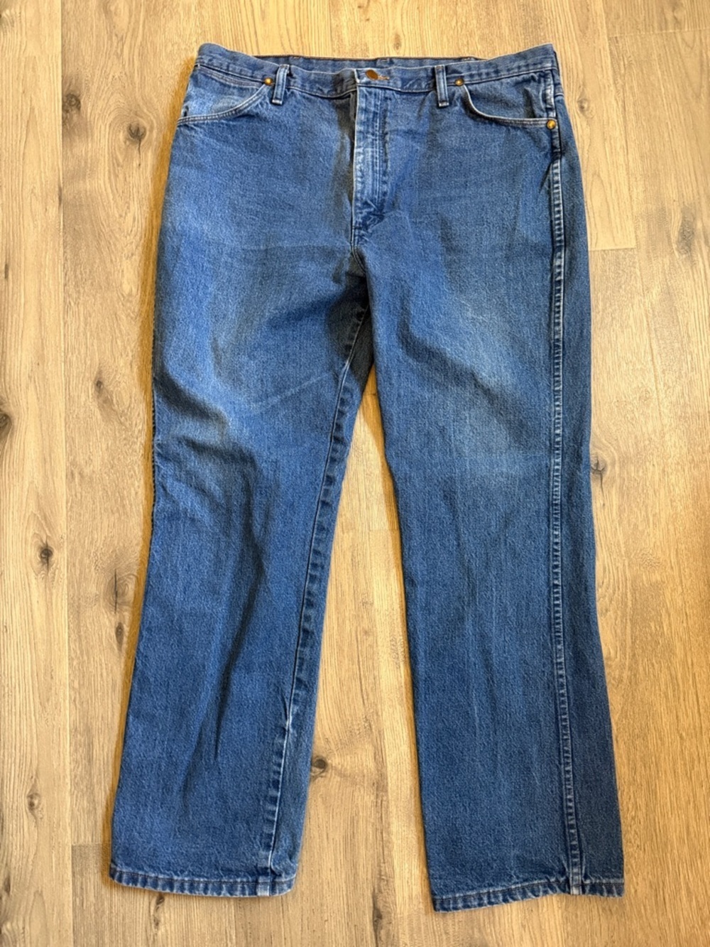 Vintage Wrangler Men's Relaxed Straight Indigo Denim Jeans